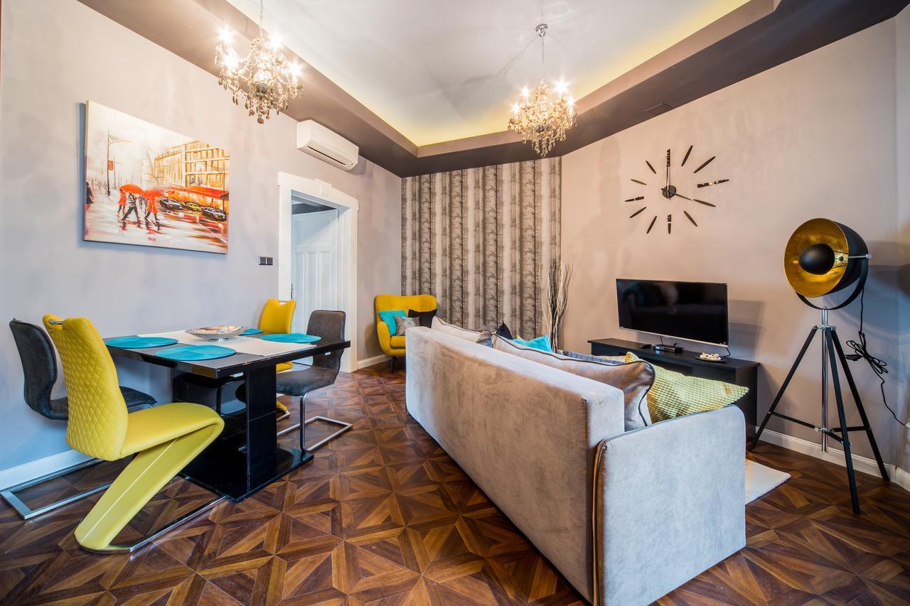 A43 Apartment Budapest Luaran gambar