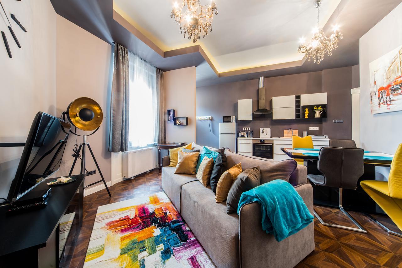 A43 Apartment Budapest Luaran gambar
