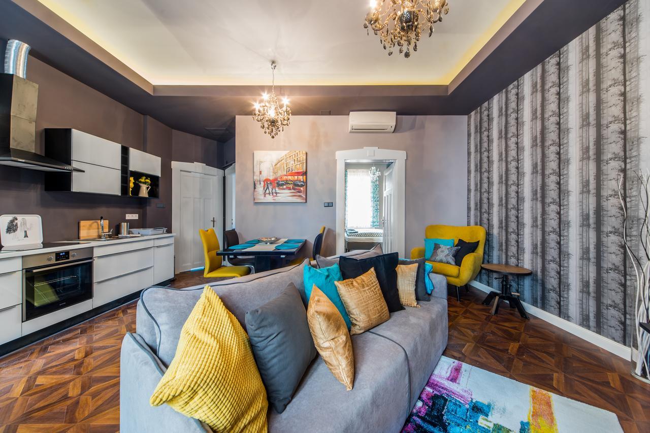 A43 Apartment Budapest Luaran gambar